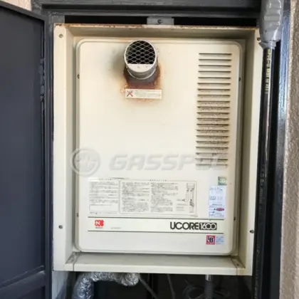 施工前の給湯器（GQ-1600WTS）
