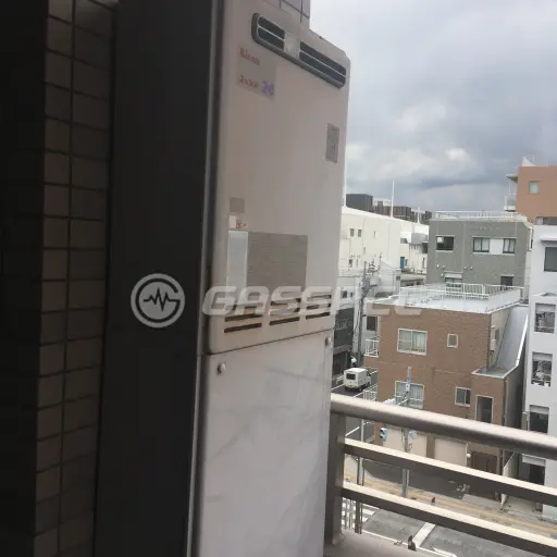 交換前の給湯器