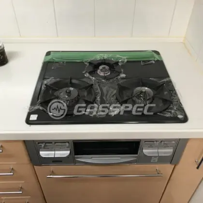 施工前のビルトインガスコンロ（DG32E5SQ1SV）