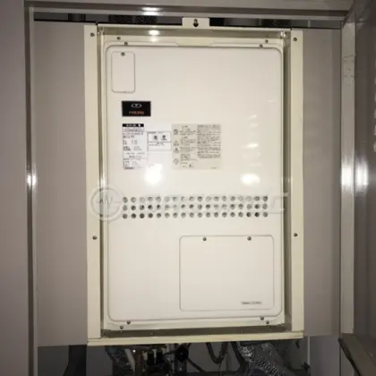 施工前の暖房熱源機（GTH-2413AWXD-TB）