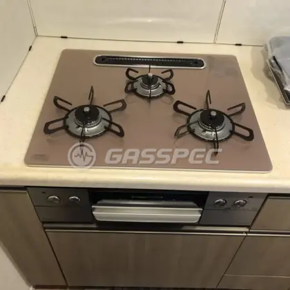 施工後のビルトインガスコンロ（パロマ PD-893WS-U60GP）