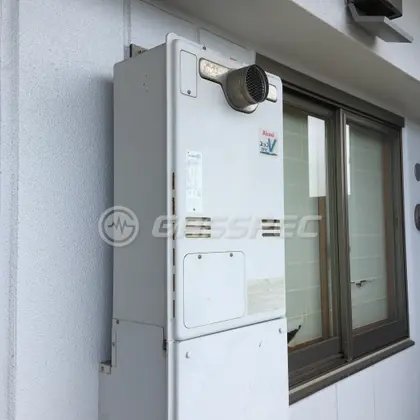 施工前の暖房熱源機（RUFH-V2403AT2-3）