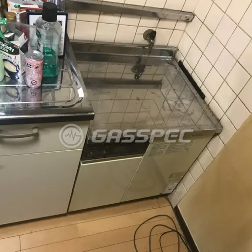 交換前の給湯器（ノーリツ GBG-1600D）