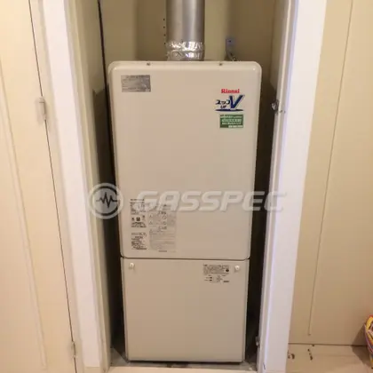 施工後の給湯器（リンナイ RUF-V1615SAFFD(B)）