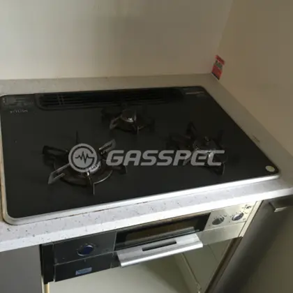施工前のビルトインガスコンロ（HR-P873A.DXBBHL）