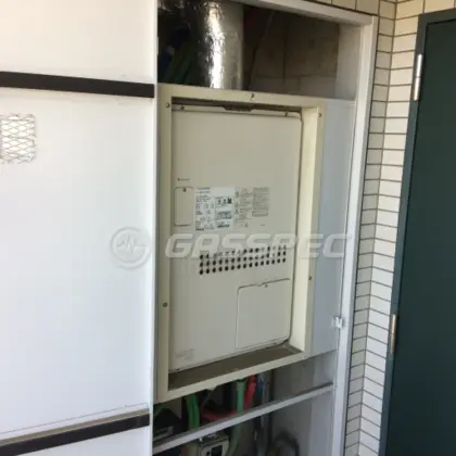 施工前の暖房熱源機（GTH-2434SAWX3H-H）