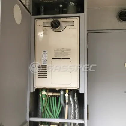 施工前の暖房熱源機（RUFH-V2400SAT2-6）