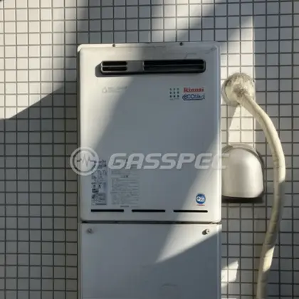 施工前の給湯器（RUF-K2400AW）
