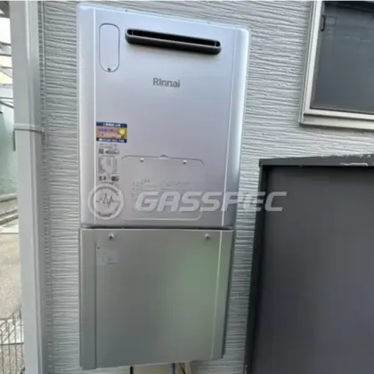 施工後の暖房熱源機（リンナイ RVD-E2405SAW2-1(C)）