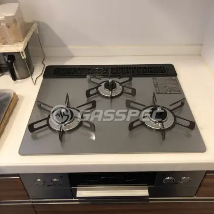 施工後のビルトインガスコンロ（リンナイ RHS31W42J3RSTW）