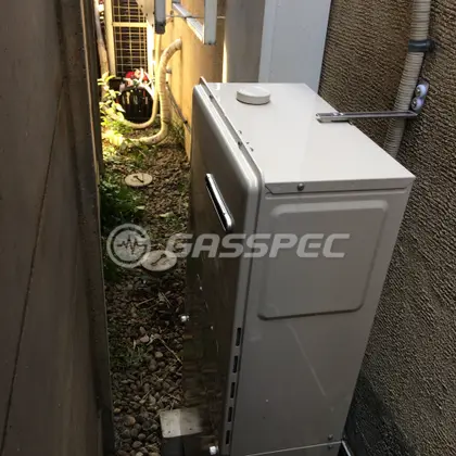 施工後の暖房熱源機（リンナイ RH-K200W2-6）