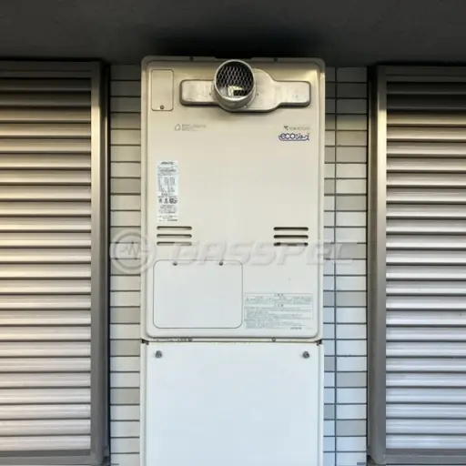 交換前の暖房熱源機（リンナイ RUFH-K2400AT2-6）