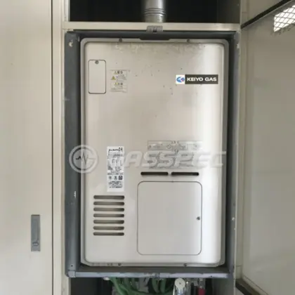 施工前の暖房熱源機（RUFH-V2400AU）