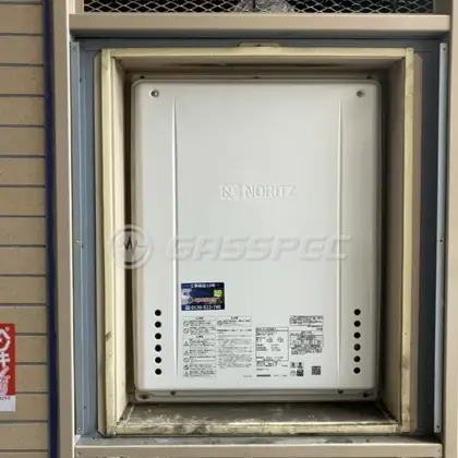 施工後の給湯器（ノーリツ GT-2470SAW-H BL）