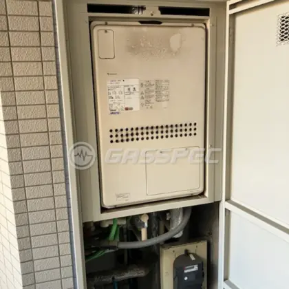 施工前の暖房熱源機（GTH-2413AWXH-H）