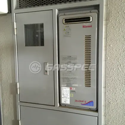 施工前の給湯器（RUF-S1606SAW）