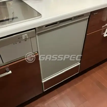 施工後のビルトイン食洗機（パナソニック NP-45MD9S）
