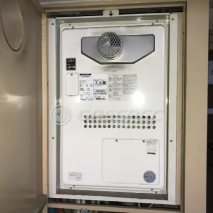 施工前の暖房熱源機（YG2458RT）