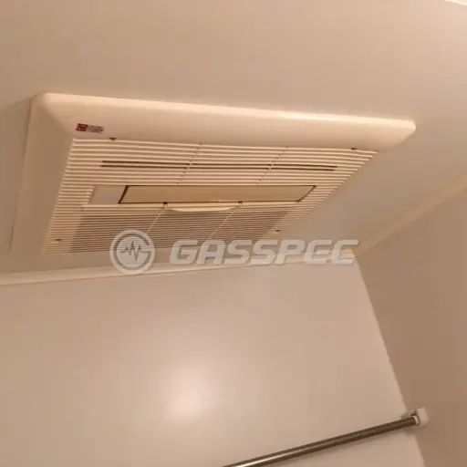 交換前の浴室乾燥機（ナショナル（松下） BBD-3300ACSK-3）