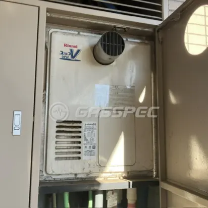 施工前の暖房熱源機（RUFH-VD2400AT2-3）