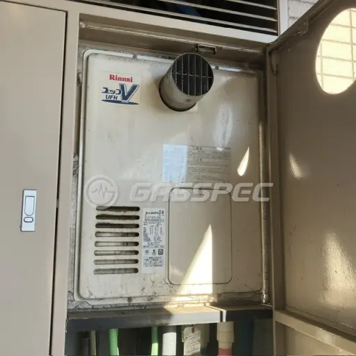 交換前の暖房熱源機（リンナイ RUFH-VD2400AT2-3）