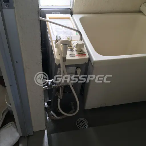 交換前の給湯器（ノーリツ GBSQ-612）