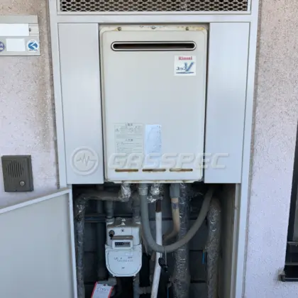 施工前の給湯器（RGH16CF2-S）