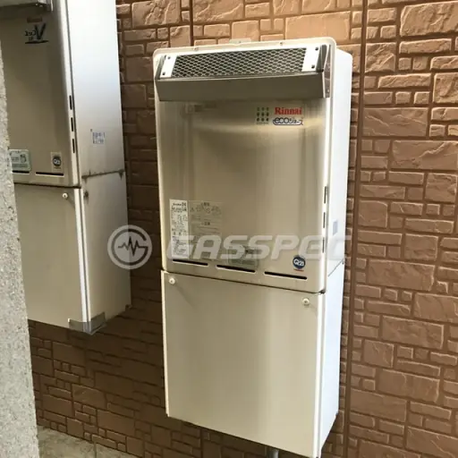交換前の給湯器（リンナイ RUF-K2401SAW）