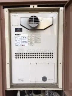 施工前の暖房熱源機（GTH-2413AWXH-T）