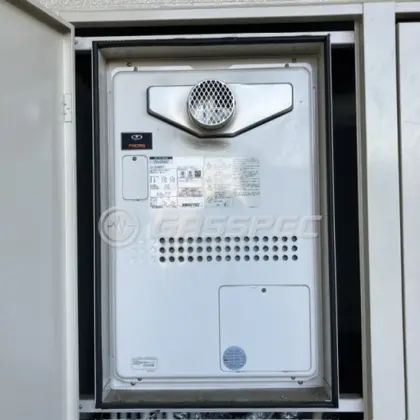 施工前の暖房熱源機（GTH-2434AWX6H-T）