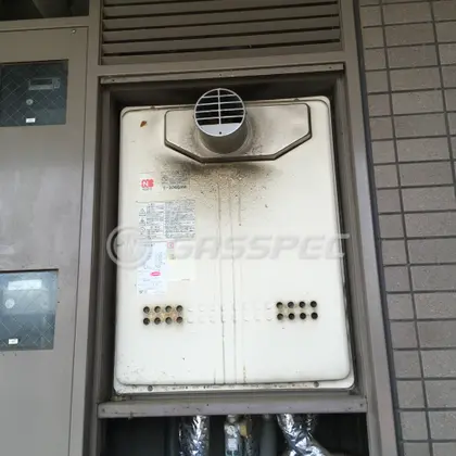施工前の給湯器（T-208SAW-T）
