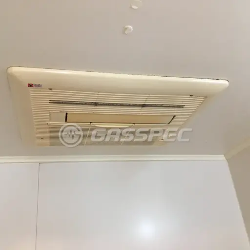 交換前の浴室乾燥機（ナショナル（松下） BBD-3300ACSK-3）