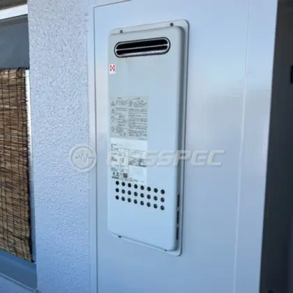 施工前の給湯器（YV1659R）