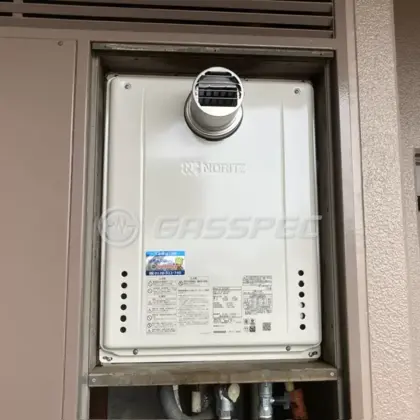 施工後の給湯器（ノーリツ GT-2470SAW-T BL）