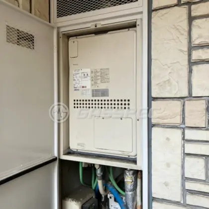 施工前の暖房熱源機（GTH-2413AWXH-H）