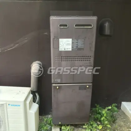 施工前の暖房熱源機（GTH-2444SAWX3H）