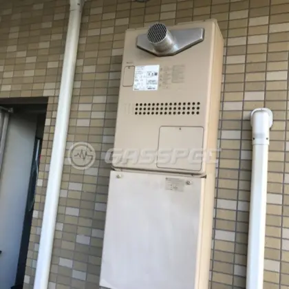 施工前の暖房熱源機（GTH-2434AWX3H-T）