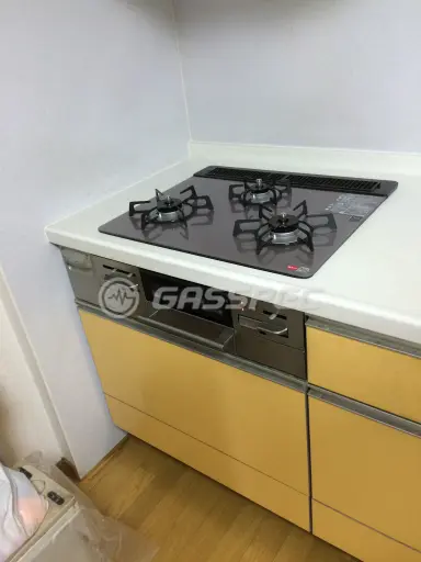 施工後のビルトインガスコンロ（リンナイ RHS31W12G16RX-SL/SR）