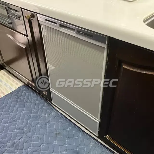 交換後のビルトイン食洗機（パナソニック NP-45MD9S）