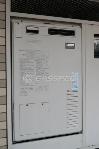 施工前の暖房熱源機（AT-4200ARSSW3Q-56）