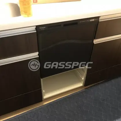 施工後のビルトイン食洗機（パナソニック NP-45RS9K）