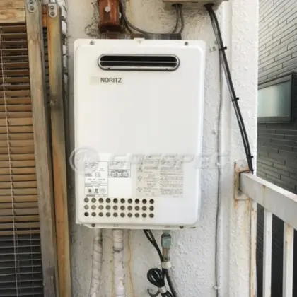 施工前の給湯器（GQ-2023WA）