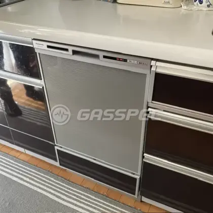 施工後のビルトイン食洗機（パナソニック NP-45VD9S）
