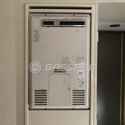 施工前の暖房熱源機（RUFH-2405AW2-3）