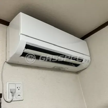 施工後のエアコン（三菱 MSZ-GV2525-W）