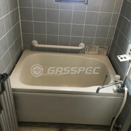 施工前の給湯器（GTS-81）