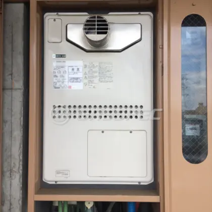 施工前の暖房熱源機（GTH-2413AWXH-T）