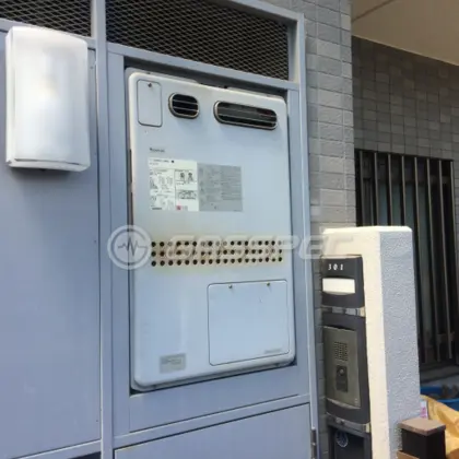 施工前の暖房熱源機（GTH-2413AWXH）