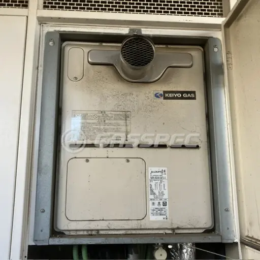 交換前の暖房熱源機（リンナイ RUFH-VD2401SAT2-3）