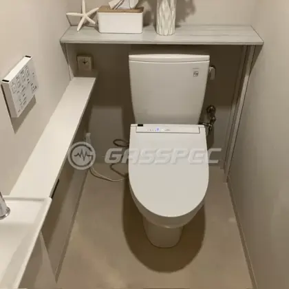 施工後の便座（TOTO TCF6543#NW1）